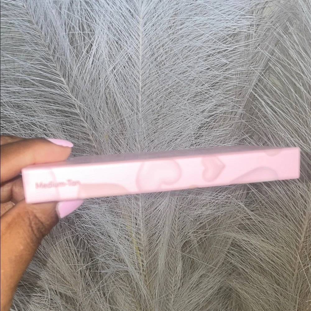 Eloise Sweet Cheeks Heart Palette